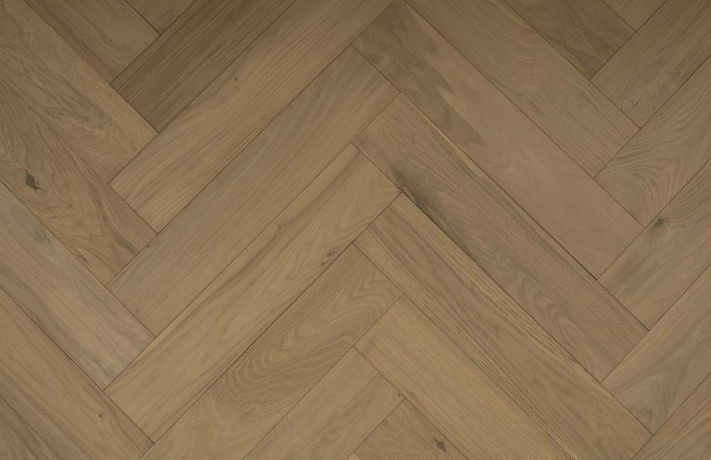 Grandeur Flooring Engineered Hardwood Herringbone Nordic Sand 5″ – 3/4″